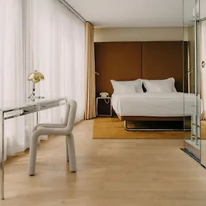 4* Hotell Josef