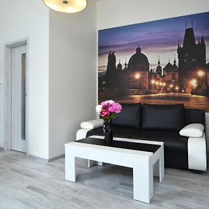 Apartman Navratilova, Prága